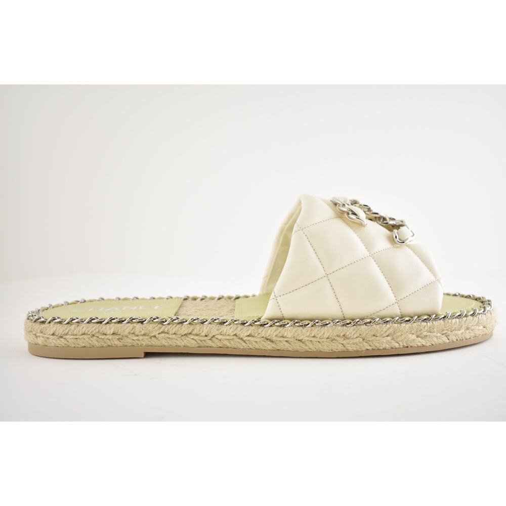 Chanel 25P Ivory Quilted Leather Chain CC Logo Slide Sandal Espadrille Flat 41 - Picture 2 of 16